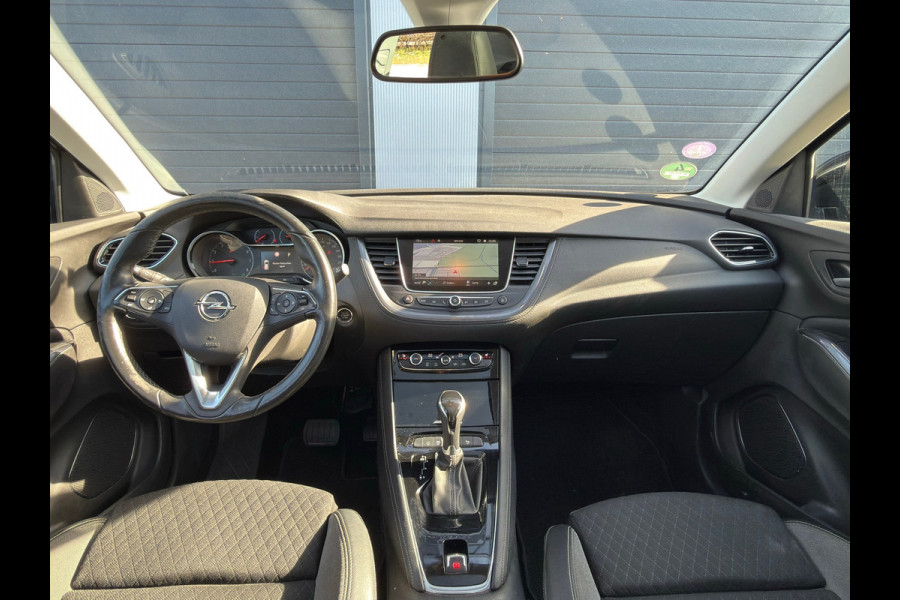 Opel Grandland X 1.2 Turbo PANO / CARPLAY / CAMERA / AUTOMAAT / STUURVERWARMING / WINTERPAKKET /
