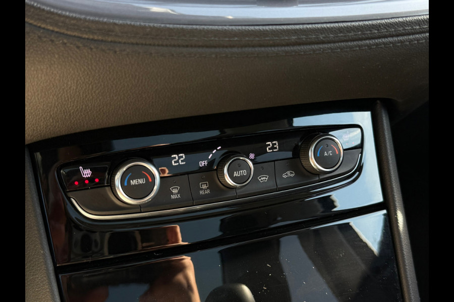 Opel Grandland X 1.2 Turbo PANO / CARPLAY / CAMERA / AUTOMAAT / STUURVERWARMING / WINTERPAKKET /