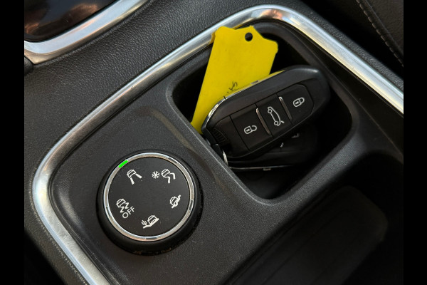 Opel Grandland X 1.2 Turbo PANO / CARPLAY / CAMERA / AUTOMAAT / STUURVERWARMING / WINTERPAKKET /