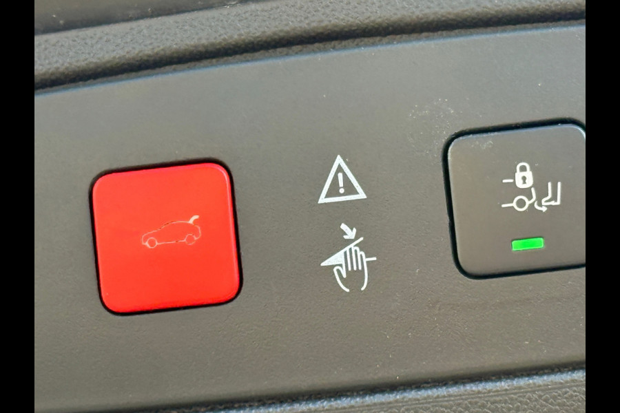 Opel Grandland X 1.2 Turbo PANO / CARPLAY / CAMERA / AUTOMAAT / STUURVERWARMING / WINTERPAKKET /