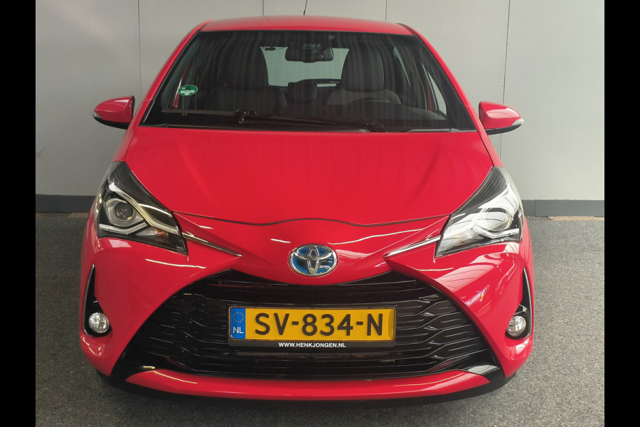 Toyota Yaris 1.5 Hybrid Energy Plus Automaat uit 20218 Rijklaar + 12 maanden Bovag-garantie Henk Jongen Auto's in Helmond,  al 50 jaar service zoals 't hoort!