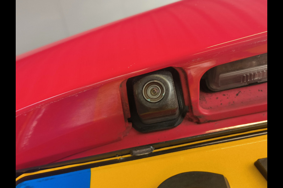 Toyota Yaris 1.5 Hybrid Energy Plus Automaat uit 20218 Rijklaar + 12 maanden Bovag-garantie Henk Jongen Auto's in Helmond,  al 50 jaar service zoals 't hoort!