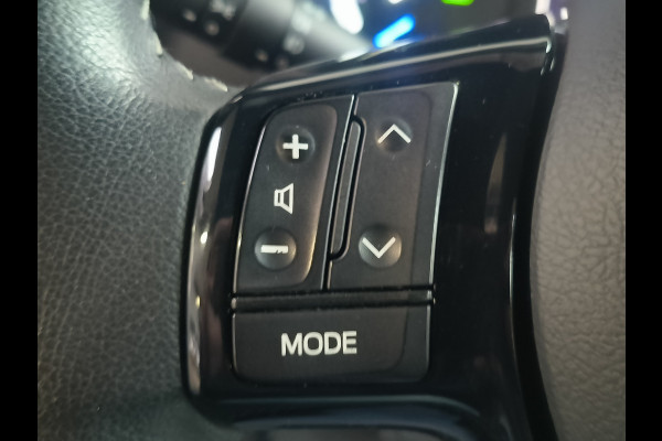 Toyota Yaris 1.5 Hybrid Energy Plus Automaat uit 20218 Rijklaar + 12 maanden Bovag-garantie Henk Jongen Auto's in Helmond,  al 50 jaar service zoals 't hoort!