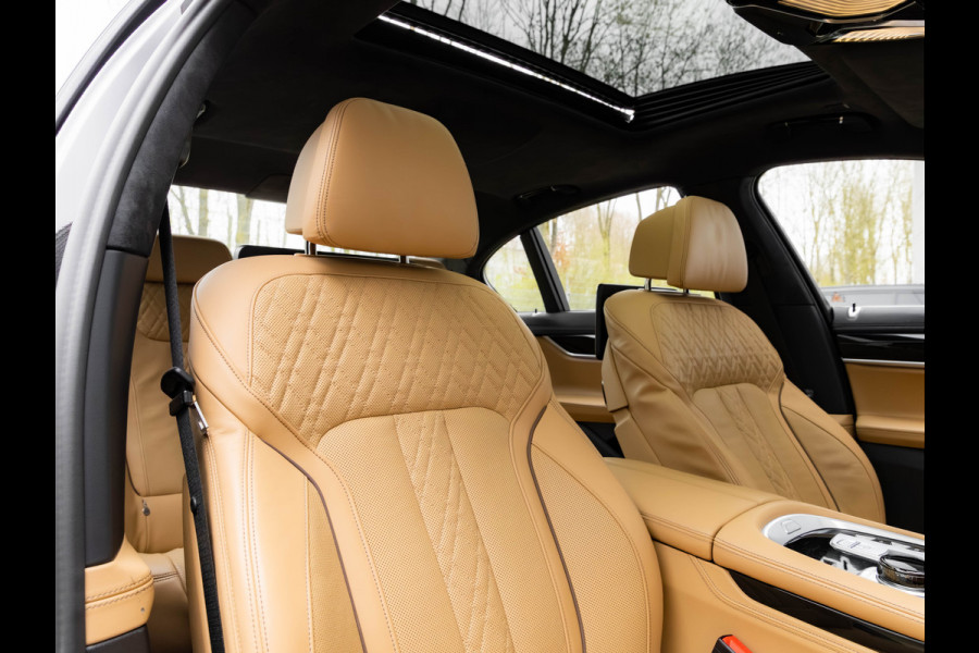 BMW 7 Serie 745e - Individual - Stoelventilatie + Massage - Driving Ass Prof - Active Steering