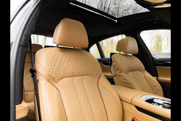 BMW 7 Serie 745e - Individual - Stoelventilatie + Massage - Driving Ass Prof - Active Steering