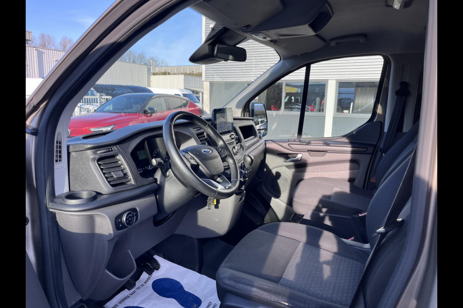 Ford Transit Custom 320 2.0 TDCI L2H1 Limited DC ZUID 130pk | 5pers. | Sync 3 Navigatie | Stoelverwarming | Sidebars