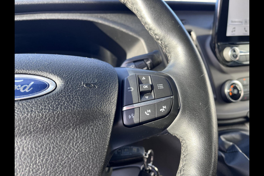 Ford Transit Custom 320 2.0 TDCI L2H1 Limited DC ZUID 130pk | 5pers. | Sync 3 Navigatie | Stoelverwarming | Sidebars