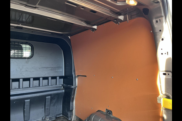 Ford Transit Custom 320 2.0 TDCI L2H1 Limited DC ZUID 130pk | 5pers. | Sync 3 Navigatie | Stoelverwarming | Sidebars