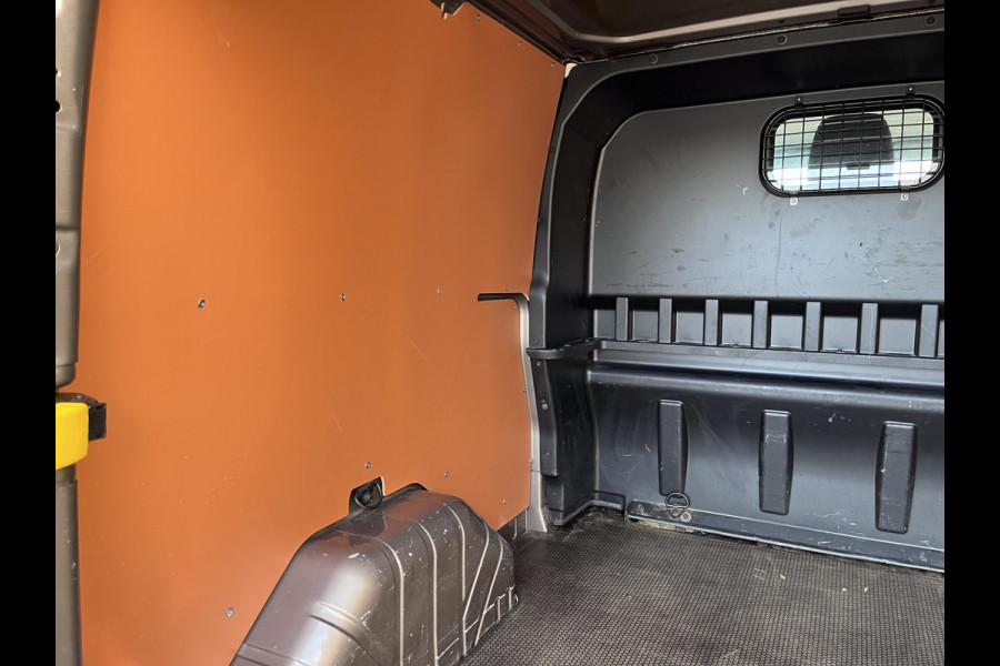 Ford Transit Custom 320 2.0 TDCI L2H1 Limited DC ZUID 130pk | 5pers. | Sync 3 Navigatie | Stoelverwarming | Sidebars
