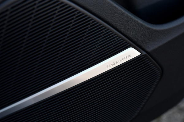Audi Q7 55 TFSI e quattro 3x S-Line. Pano, ACC, HUD, Memory, Leder, B&O, Stuurvw, Keyless, Camera, Matrix, Sfeer, 22''!