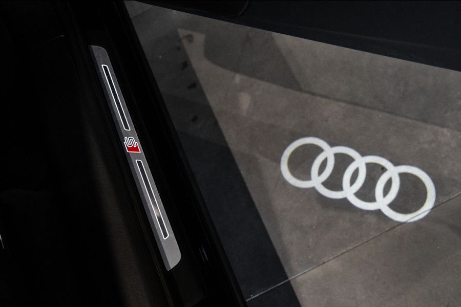 Audi Q7 55 TFSI e quattro 3x S-Line. Pano, ACC, HUD, Memory, Leder, B&O, Stuurvw, Keyless, Camera, Matrix, Sfeer, 22''!
