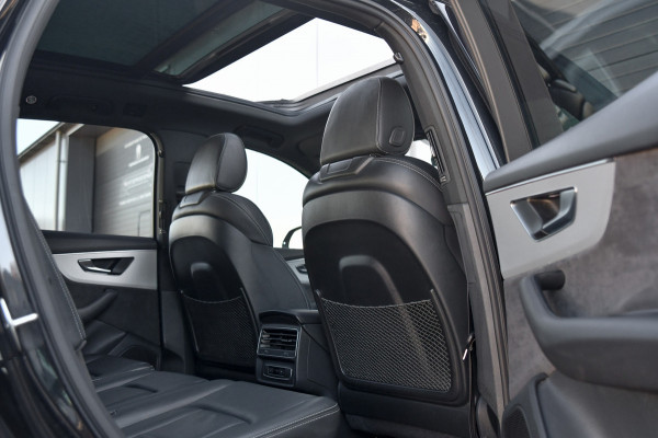 Audi Q7 55 TFSI e quattro 3x S-Line. Pano, ACC, HUD, Memory, Leder, B&O, Stuurvw, Keyless, Camera, Matrix, Sfeer, 22''!