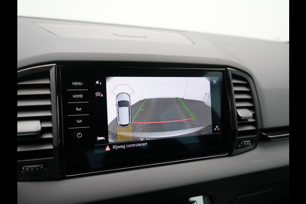 Škoda Karoq 1.5 TSI ACT Sportline Business FACELIFT MODEL DSG 150pk | Adaptive Cruise | Camera | Matrix LED | RS Sportstoelen Verwarmd | 18"L.M | Adaptive Onderstel | Keyless | Sfeerverlichting | Apple Carplay | Virtual | Navigatie | DAB |