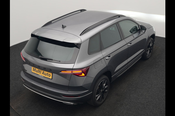 Škoda Karoq 1.5 TSI ACT Sportline Business FACELIFT MODEL DSG 150pk | Adaptive Cruise | Camera | Matrix LED | RS Sportstoelen Verwarmd | 18"L.M | Adaptive Onderstel | Keyless | Sfeerverlichting | Apple Carplay | Virtual | Navigatie | DAB |
