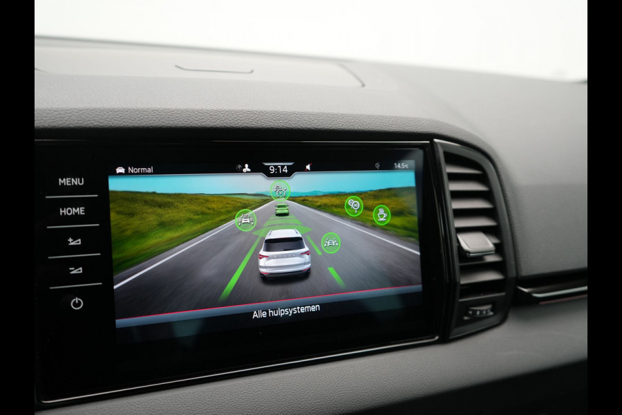Škoda Karoq 1.5 TSI ACT Sportline Business FACELIFT MODEL DSG 150pk | Adaptive Cruise | Camera | Matrix LED | RS Sportstoelen Verwarmd | 18"L.M | Adaptive Onderstel | Keyless | Sfeerverlichting | Apple Carplay | Virtual | Navigatie | DAB |