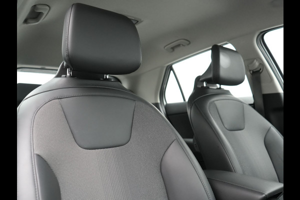 Kia Niro 1.6 GDi DynamicLine PHEV 182pk Dealer O.H SOH 96,2% | Adaptive Cruise | Camera | Sportstoelen & Stuur Verwarmd | Keyless | Pilot Assist | Blis | Navigatie | Virtual | DAB | Plug In Hybrid |
