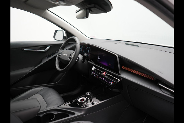 Kia Niro 1.6 GDi DynamicLine PHEV 182pk Dealer O.H SOH 96,2% | Adaptive Cruise | Camera | Sportstoelen & Stuur Verwarmd | Keyless | Pilot Assist | Blis | Navigatie | Virtual | DAB | Plug In Hybrid |