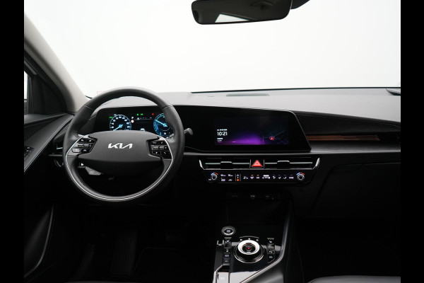Kia Niro 1.6 GDi DynamicLine PHEV 182pk Dealer O.H SOH 96,2% | Adaptive Cruise | Camera | Sportstoelen & Stuur Verwarmd | Keyless | Pilot Assist | Blis | Navigatie | Virtual | DAB | Plug In Hybrid |