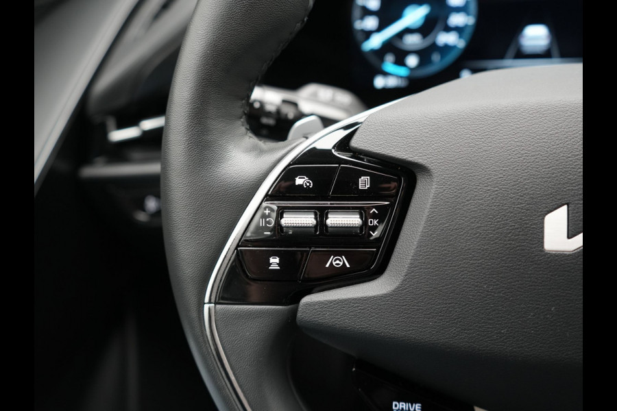 Kia Niro 1.6 GDi DynamicLine PHEV 182pk Dealer O.H SOH 96,2% | Adaptive Cruise | Camera | Sportstoelen & Stuur Verwarmd | Keyless | Pilot Assist | Blis | Navigatie | Virtual | DAB | Plug In Hybrid |