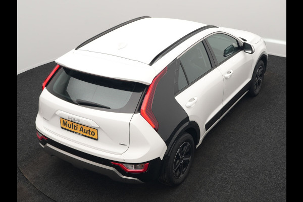 Kia Niro 1.6 GDi DynamicLine PHEV 182pk Dealer O.H SOH 96,2% | Adaptive Cruise | Camera | Sportstoelen & Stuur Verwarmd | Keyless | Pilot Assist | Blis | Navigatie | Virtual | DAB | Plug In Hybrid |