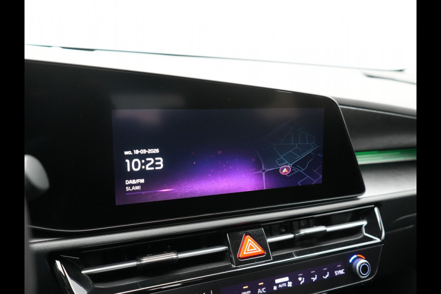 Kia Niro 1.6 GDi DynamicLine PHEV 182pk Dealer O.H SOH 96,2% | Adaptive Cruise | Camera | Sportstoelen & Stuur Verwarmd | Keyless | Pilot Assist | Blis | Navigatie | Virtual | DAB | Plug In Hybrid |