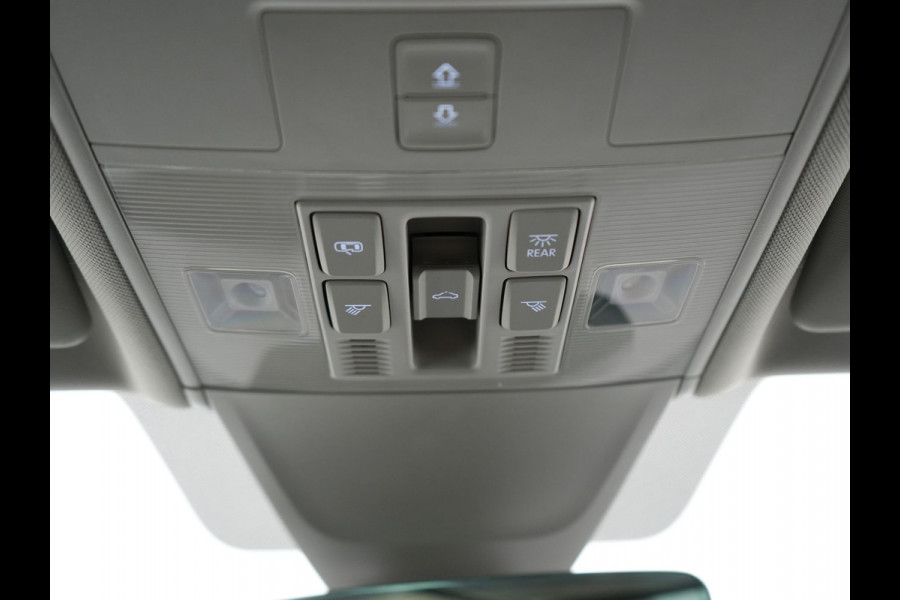 Volkswagen Tiguan 1.4 TSI eHybrid Elegance PHEV 245pk Dealer O.H | Panodak | Adaptive Cruise | 360 Camera | IQ Light | Alcantara Comforstoelen Massage & Verwarmd | Keyless | Apple Carplay | IQ Drive | Navigatie | Virtual | DAB | 18"L.M | Plug In Hybrid