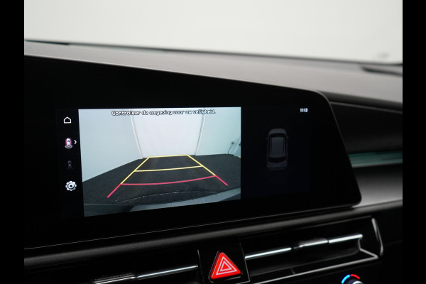 Kia Niro 1.6 GDi DynamicLine PHEV 182pk Dealer O.H | Adaptive Cruise | Camera | Sportstoelen & Stuur Verwarmd | Keyless | Pilot Assist | Blis | Navigatie | Virtual | DAB | Plug In Hybrid |