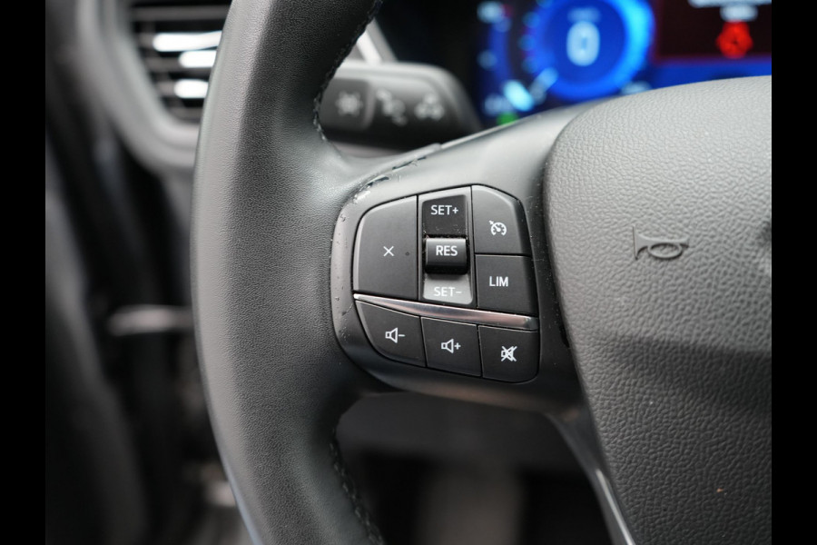 Ford Kuga 2.5 Titanium PHEV 225pk Dealer O.H | Camera | Keyless | Cruise Control | Sportstoelen & Stuur Verwarmd | Navigatie | Virtual | DAB | 17"L.M | Plug In Hybrid