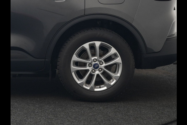 Ford Kuga 2.5 Titanium PHEV 225pk Dealer O.H | Camera | Keyless | Cruise Control | Sportstoelen & Stuur Verwarmd | Navigatie | Virtual | DAB | 17"L.M | Plug In Hybrid