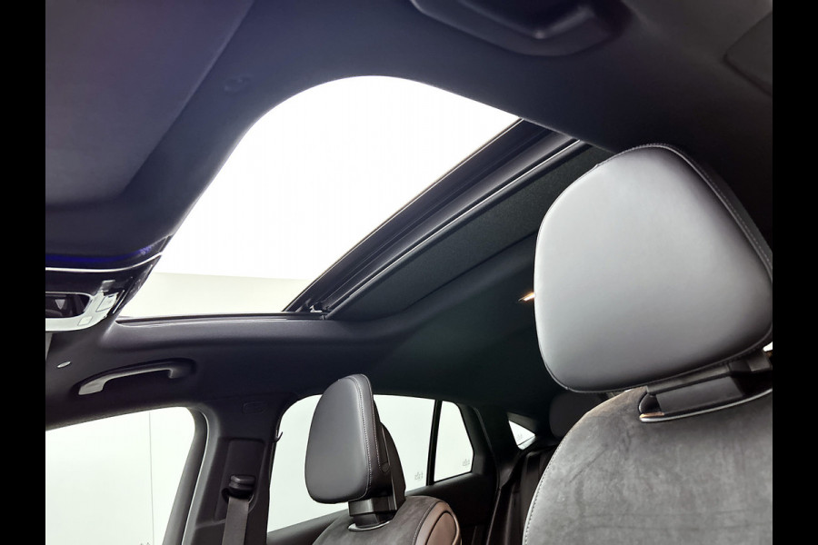 Mercedes-Benz GLC Coupé 300e 4MATIC Sport Edition | Premium pakket | Winterpakket | Nightpakket | Trekhaak | Panoramaschuifdak | 20 inch AMG velgen | AMG spoiler | 360°-camera | Augmented Reality navigatie |