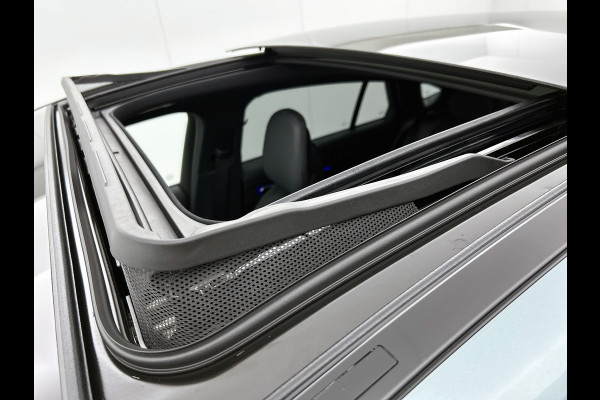 Mercedes-Benz GLC Coupé 300e 4MATIC Sport Edition | Premium pakket | Winterpakket | Nightpakket | Trekhaak | Panoramaschuifdak | 20 inch AMG velgen | AMG spoiler | 360°-camera | Augmented Reality navigatie |