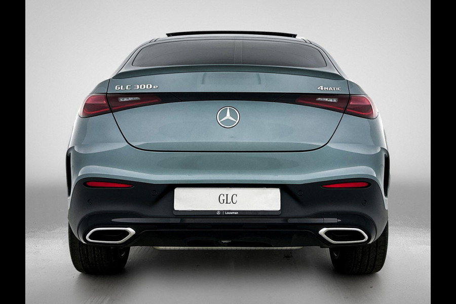 Mercedes-Benz GLC Coupé 300e 4MATIC Sport Edition | Premium pakket | Winterpakket | Nightpakket | Trekhaak | Panoramaschuifdak | 20 inch AMG velgen | AMG spoiler | 360°-camera | Augmented Reality navigatie |