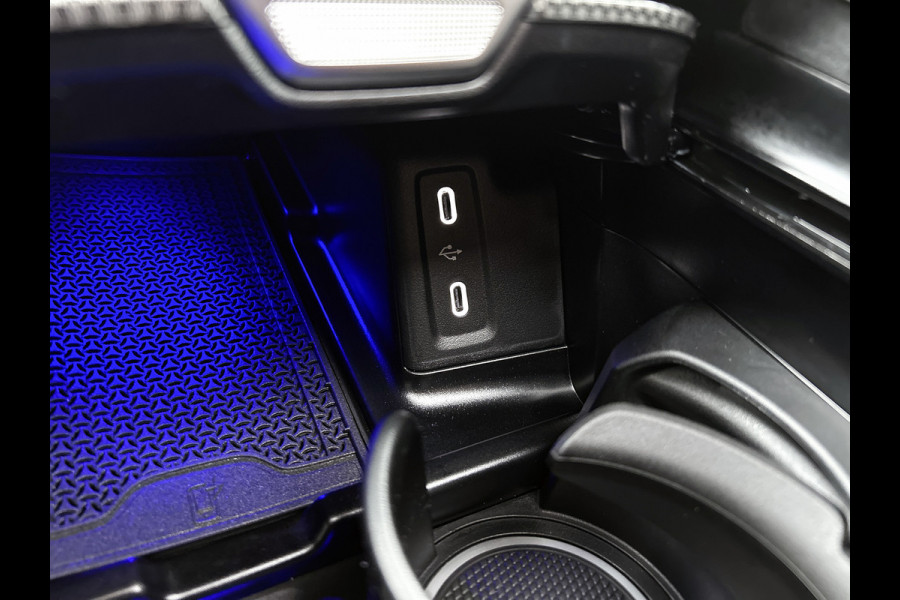 Mercedes-Benz GLC Coupé 300e 4MATIC Sport Edition | Premium pakket | Winterpakket | Nightpakket | Trekhaak | Panoramaschuifdak | 20 inch AMG velgen | AMG spoiler | 360°-camera | Augmented Reality navigatie |