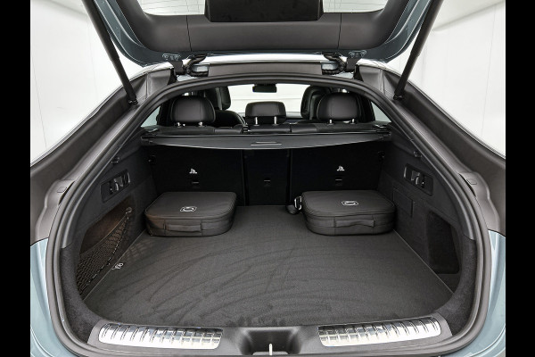 Mercedes-Benz GLC Coupé 300e 4MATIC Sport Edition | Premium pakket | Winterpakket | Nightpakket | Trekhaak | Panoramaschuifdak | 20 inch AMG velgen | AMG spoiler | 360°-camera | Augmented Reality navigatie |