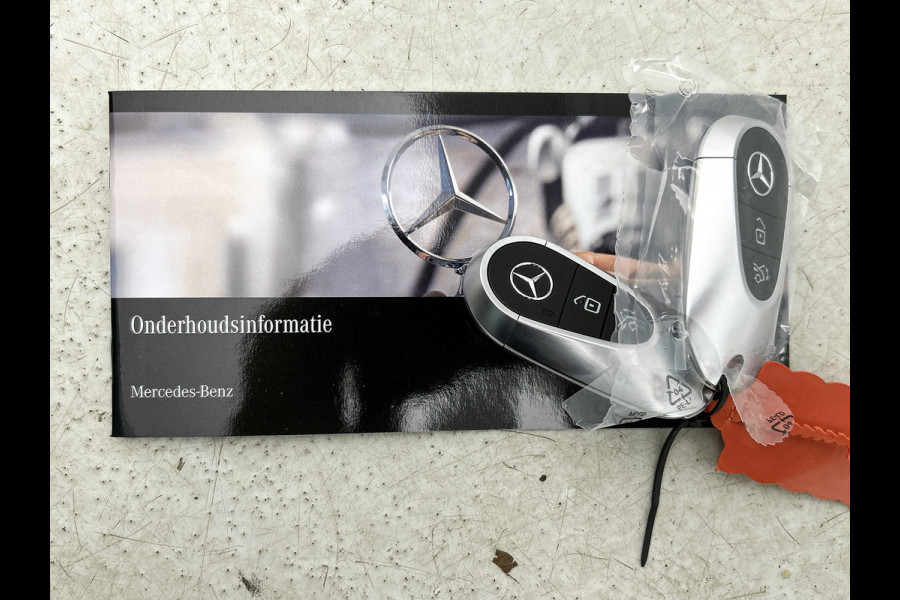 Mercedes-Benz GLC Coupé 300e 4MATIC Sport Edition | Premium pakket | Winterpakket | Nightpakket | Trekhaak | Panoramaschuifdak | 20 inch AMG velgen | AMG spoiler | 360°-camera | Augmented Reality navigatie |