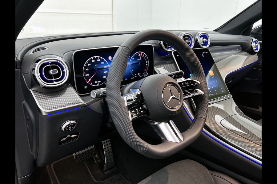 Mercedes-Benz GLC Coupé 300e 4MATIC Sport Edition | Premium pakket | Winterpakket | Nightpakket | Trekhaak | Panoramaschuifdak | 20 inch AMG velgen | AMG spoiler | 360°-camera | Augmented Reality navigatie |