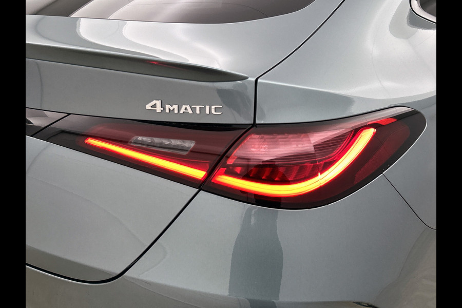 Mercedes-Benz GLC Coupé 300e 4MATIC Sport Edition | Premium pakket | Winterpakket | Nightpakket | Trekhaak | Panoramaschuifdak | 20 inch AMG velgen | AMG spoiler | 360°-camera | Augmented Reality navigatie |