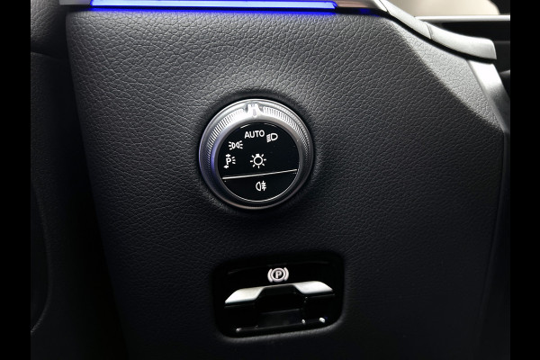 Mercedes-Benz GLC Coupé 300e 4MATIC Sport Edition | Premium pakket | Winterpakket | Nightpakket | Trekhaak | Panoramaschuifdak | 20 inch AMG velgen | AMG spoiler | 360°-camera | Augmented Reality navigatie |