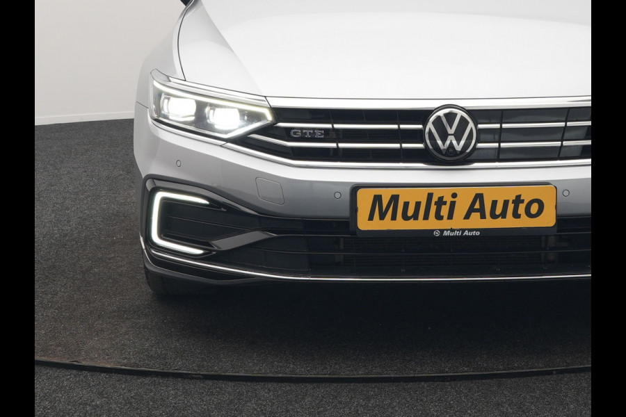 Volkswagen Passat Variant 1.4 TSI GTE Business PHEV 218pk Dealer O.H | Panodak | Adaptive Cruise | 360 Camera | IQ Light | Lederen Sportstoelen Massage & Verwarmd | Blis | Keyless | Apple Carplay | Navigatie | Virtual | DAB | 18"L.M | IQ Drive | Plug In Hybrid |