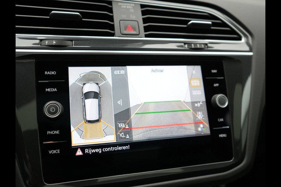 Volkswagen Tiguan 1.4 TSI eHybrid Elegance PHEV 245pk Dealer O.H | Panodak | Adaptive Cruise | 360 Camera | IQ Light | Alcantara Comforstoelen Massage & Verwarmd | Keyless | Apple Carplay | IQ Drive | Navigatie | Virtual | DAB | 18"L.M | Plug In Hybrid