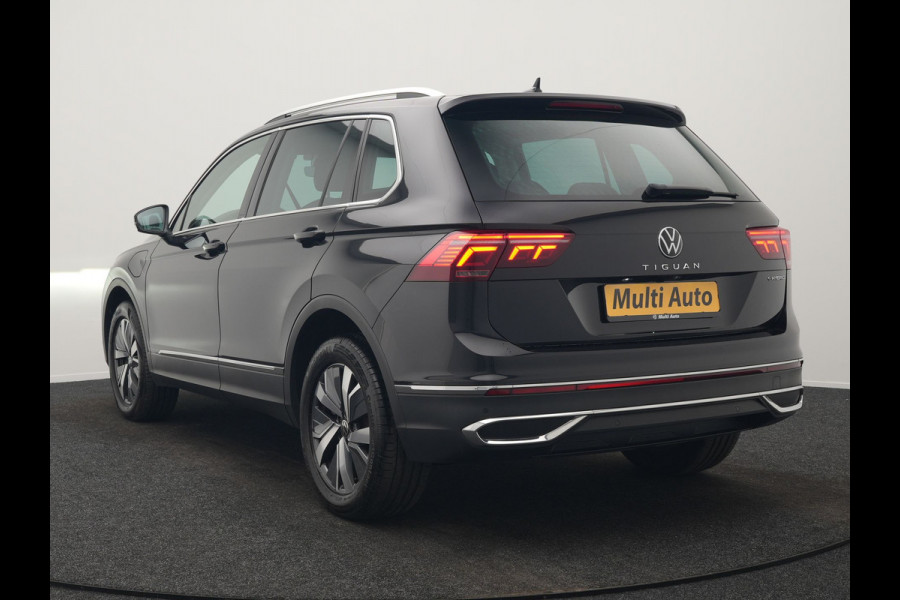 Volkswagen Tiguan 1.4 TSI eHybrid Elegance PHEV 245pk Dealer O.H | Panodak | Adaptive Cruise | 360 Camera | IQ Light | Alcantara Comforstoelen Massage & Verwarmd | Keyless | Apple Carplay | IQ Drive | Navigatie | Virtual | DAB | 18"L.M | Plug In Hybrid