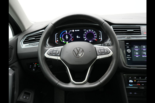 Volkswagen Tiguan 1.4 TSI eHybrid Elegance PHEV 245pk Dealer O.H | Panodak | Adaptive Cruise | 360 Camera | IQ Light | Alcantara Comforstoelen Massage & Verwarmd | Keyless | Apple Carplay | IQ Drive | Navigatie | Virtual | DAB | 18"L.M | Plug In Hybrid
