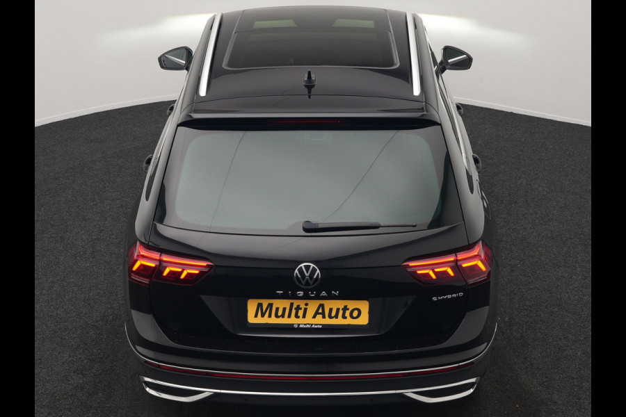 Volkswagen Tiguan 1.4 TSI eHybrid Elegance PHEV 245pk Dealer O.H | Panodak | Adaptive Cruise | 360 Camera | IQ Light | Alcantara Comforstoelen Massage & Verwarmd | Keyless | Apple Carplay | IQ Drive | Navigatie | Virtual | DAB | 18"L.M | Plug In Hybrid