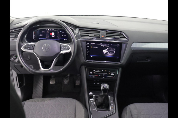 Volkswagen Tiguan 1.5 TSI Life Business | Navigatie | Camera | Cruise Control Adaptieve |