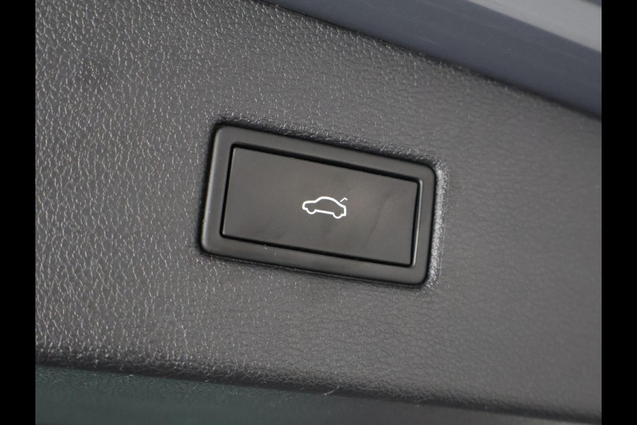 Volkswagen Tiguan 1.5 TSI Life Business | Navigatie | Camera | Cruise Control Adaptieve |