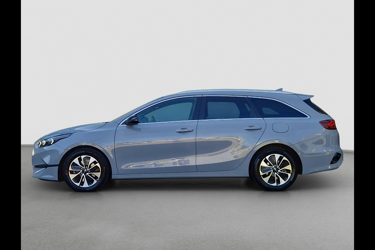 Kia Ceed Sportswagon 1.0 T-GDi MHEV Design Edition Automaat | Tot € 1.250,- extra inruil tijdens dit Paasweekend! | JBL | Dodehoek | Klep Elektrisch | LED | Camera | Stoelverwarming |