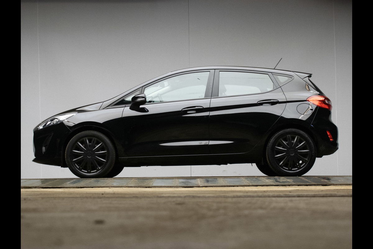 Ford Fiesta 1.1 Trend Sport (APPLE CARPLAY,NAVI,CRUISE,BLACK EDITION,ELEKTRISCH PAKKET,SPORTSTOELEN,NETTE STAAT)