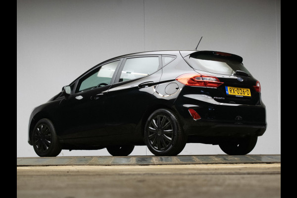 Ford Fiesta 1.1 Trend Sport (APPLE CARPLAY,NAVI,CRUISE,BLACK EDITION,ELEKTRISCH PAKKET,SPORTSTOELEN,NETTE STAAT)