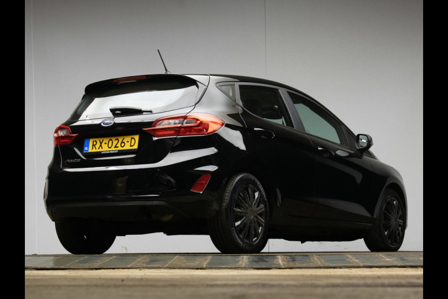 Ford Fiesta 1.1 Trend Sport (APPLE CARPLAY,NAVI,CRUISE,BLACK EDITION,ELEKTRISCH PAKKET,SPORTSTOELEN,NETTE STAAT)