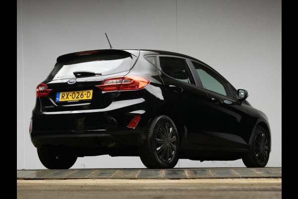 Ford Fiesta 1.1 Trend Sport (APPLE CARPLAY,NAVI,CRUISE,BLACK EDITION,ELEKTRISCH PAKKET,SPORTSTOELEN,NETTE STAAT)